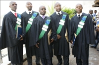 Université Canadienne des Arts, des Sciences et du Management: cérémonie de remise de diplôme